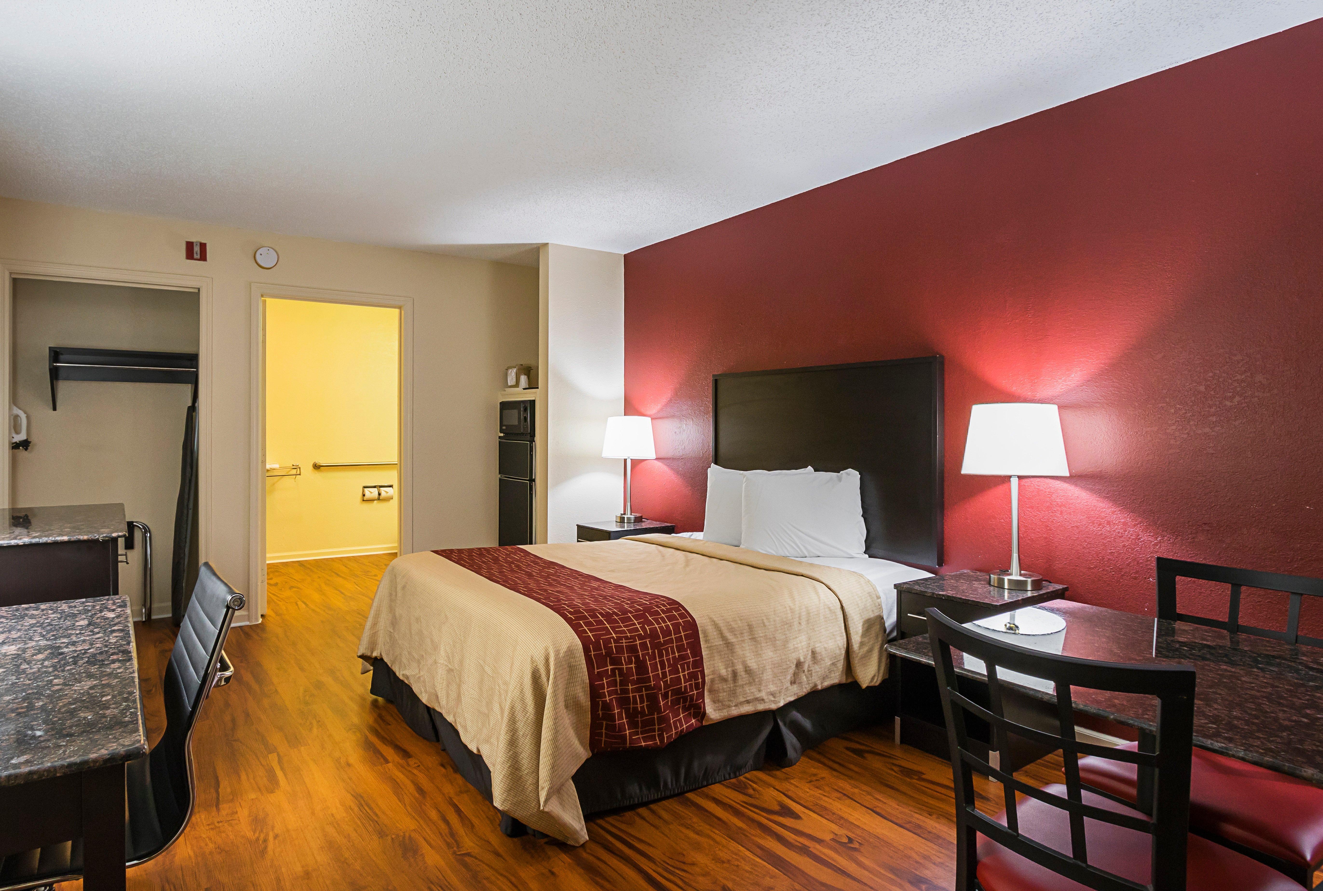 Red Roof Inn & Suites Scottsboro Buitenkant foto
